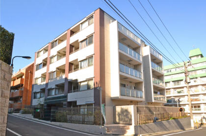 BULL SOLE信濃町（ブルソール信濃町）
