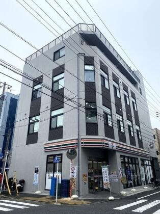 サクシード