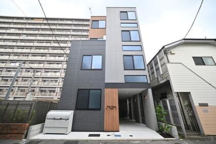 フォルスクラス高田馬場